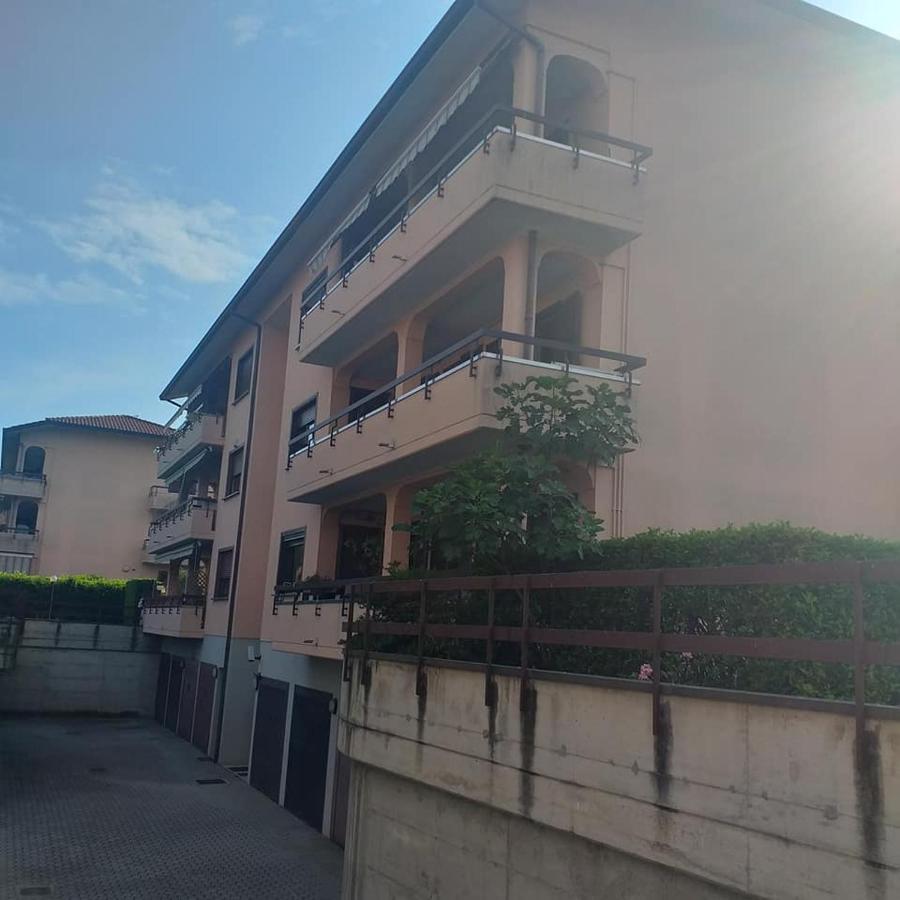 Fiorenza House Luisago Εξωτερικό φωτογραφία