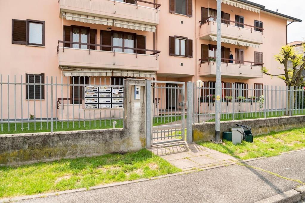 Fiorenza House Luisago Εξωτερικό φωτογραφία